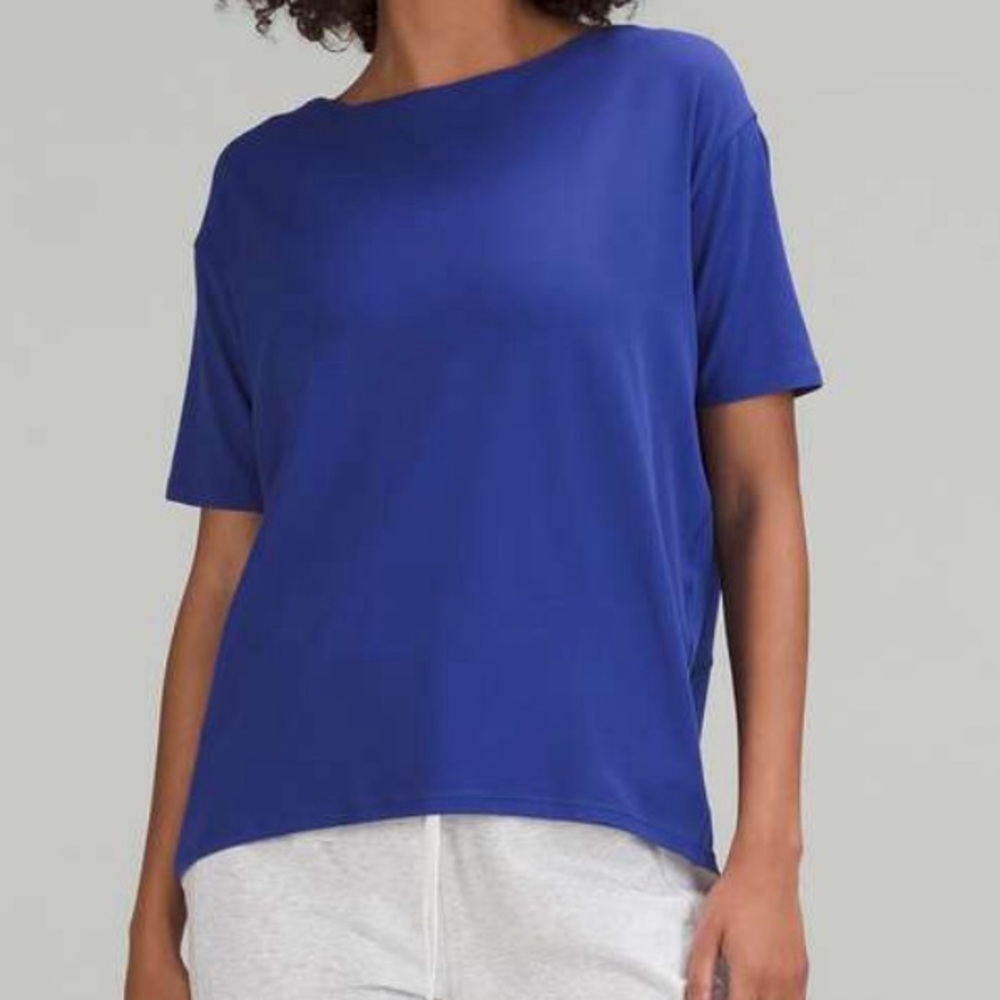 BNWT Back in Action Nulu Short Sleeve Shirt Size 8